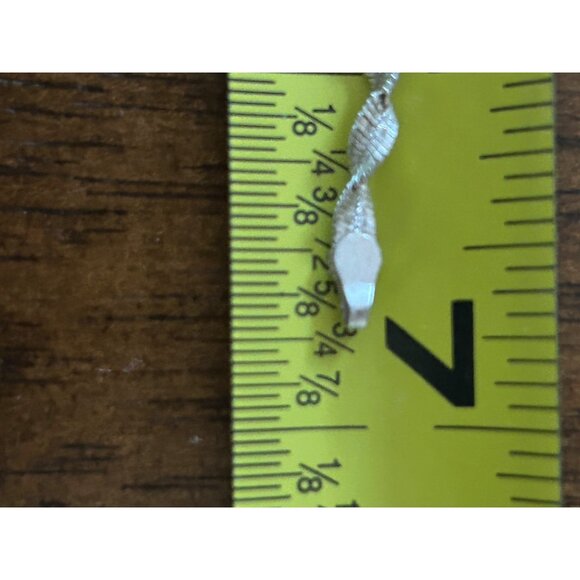 Sterling Silver Bracelet Delicate Twisted Chain 925 Lobster Lightweight 7 Inches - Picture 6 of 9